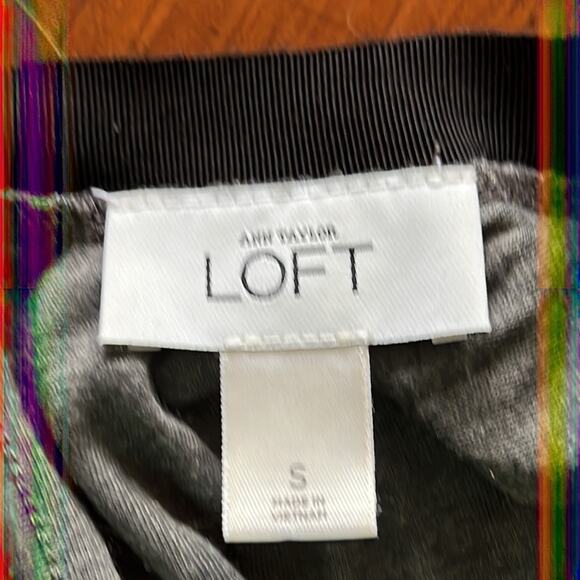 Loft Ann Taylor Gray Sleeveless Knit Dress Woman Size Small Beaded Neck Lined - Picture 4 of 9